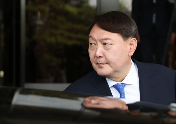  검찰총장 직무배제 집행정지 법원 판단은?
