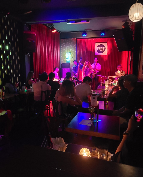 Foojohn jazz club 내부