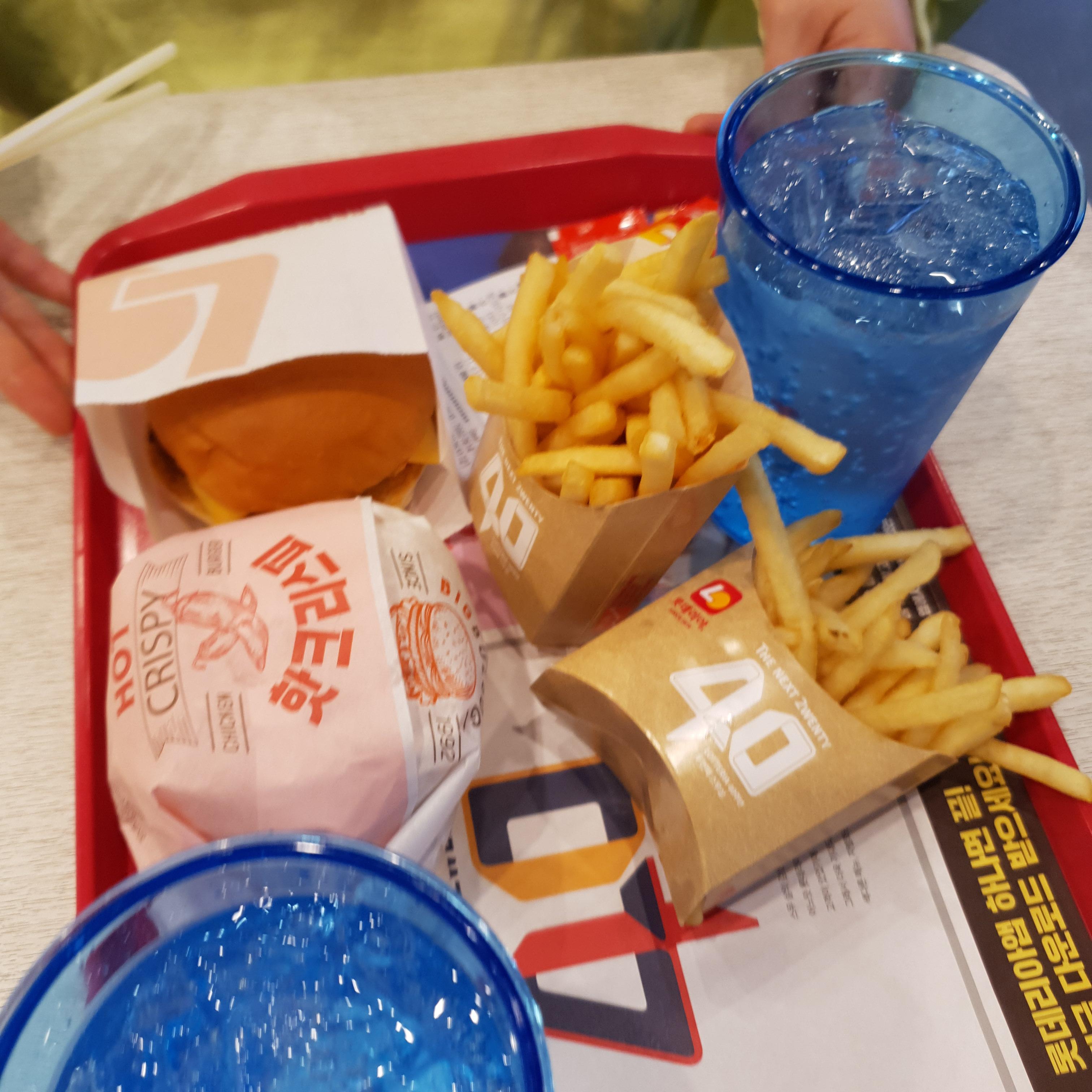  롯데리아 메뉴 클래식 치즈버거 세트