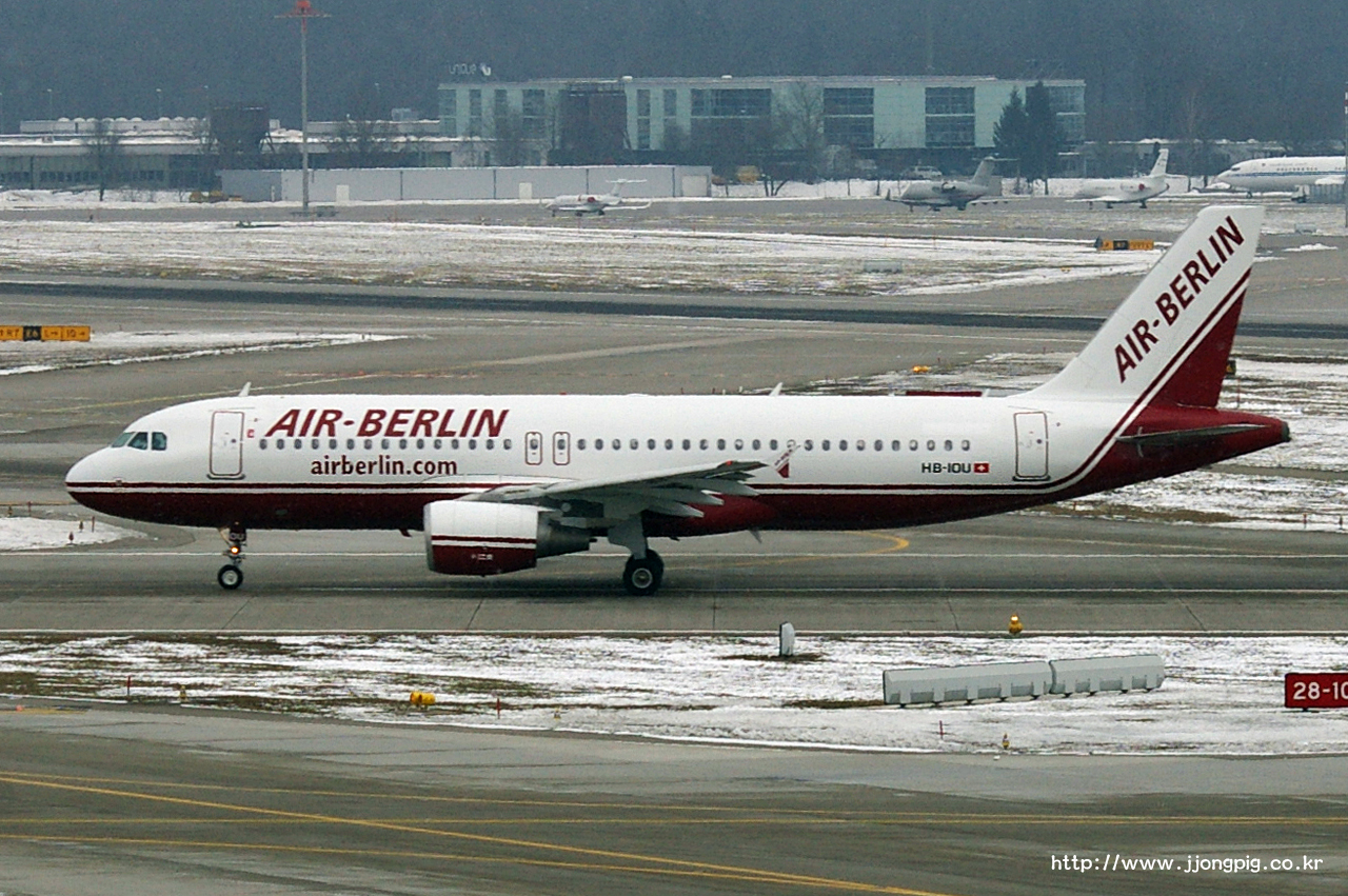 에어베를린 Air Berlin AB BER HB-IOU A320-200 Airbus A320-200 A320 취리히 - 클로텐 Zurich - Kloten 취리히 Zurich ZRH LSZH