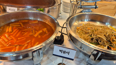 Galbigimchijjige (갈비김치찌게) 1