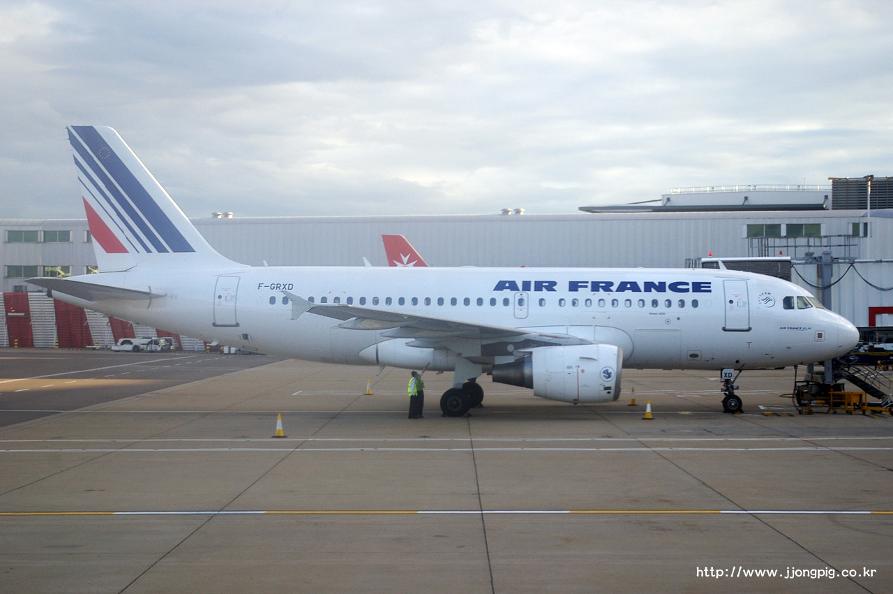 에어 프랑스 Air France AF AFR F-GRXD A319-100 Airbus A319-100 A319 런던 - 히드로 London - Heathrow 런던 England London LHR EGLL