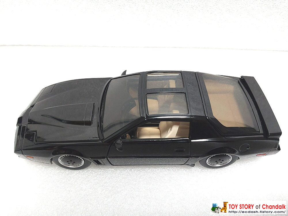 [자다토이즈] JADA 1991 KNIGHT RIDER KITT 1/24 Scale / 1991 나이트라이더 전격Z작전 키트 1/24 스케일