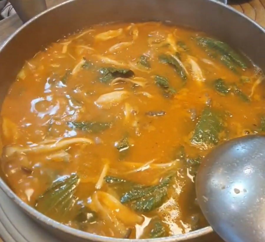 파주-맛집-청산어죽-육수