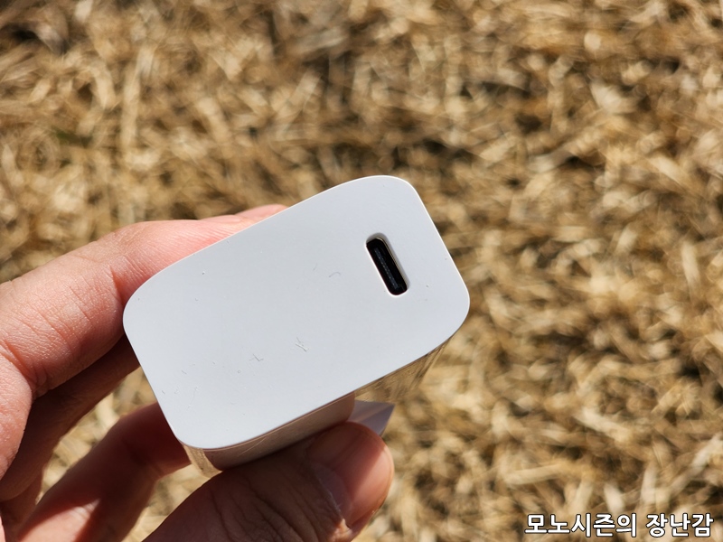  두들잇 충전기 PD 30W(Doodle Charger 30W USB-C) 애플기기 추천