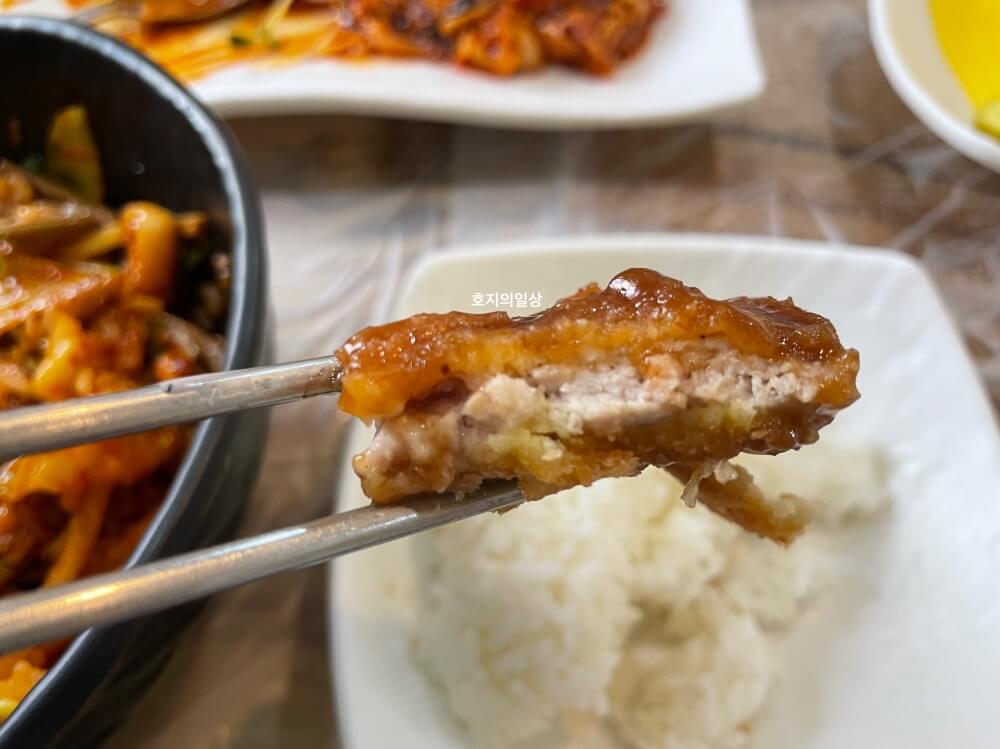 홍천 서석면 로컬 맛집 응골가든 - 튼실한 돈까스 한점