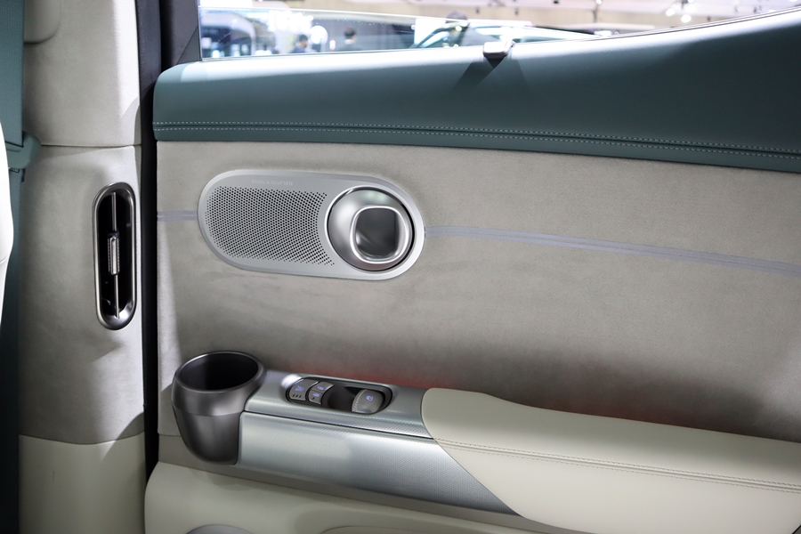 모터쇼실내가 더 32