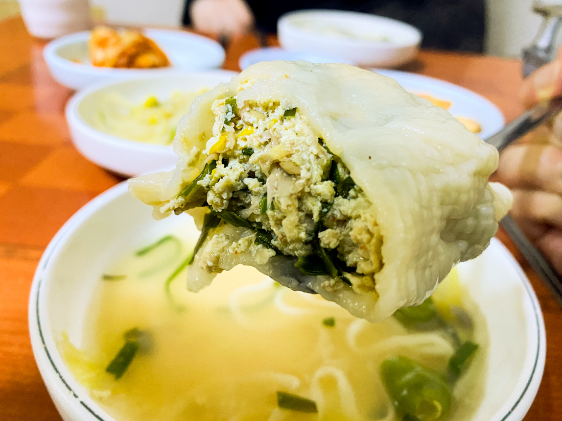 만두 전골 왕만두 만나식당