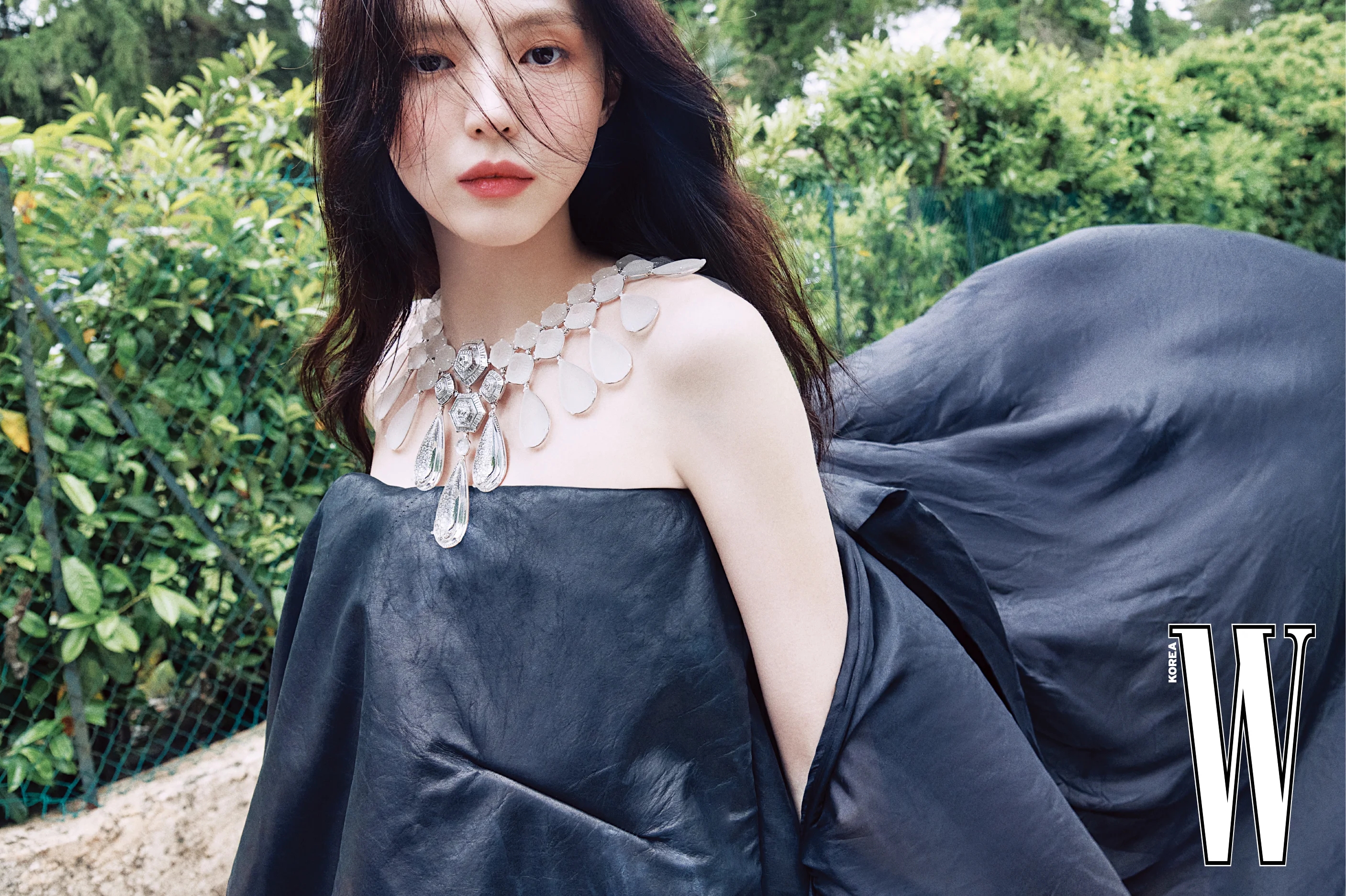 한소희 더블유 화보 4