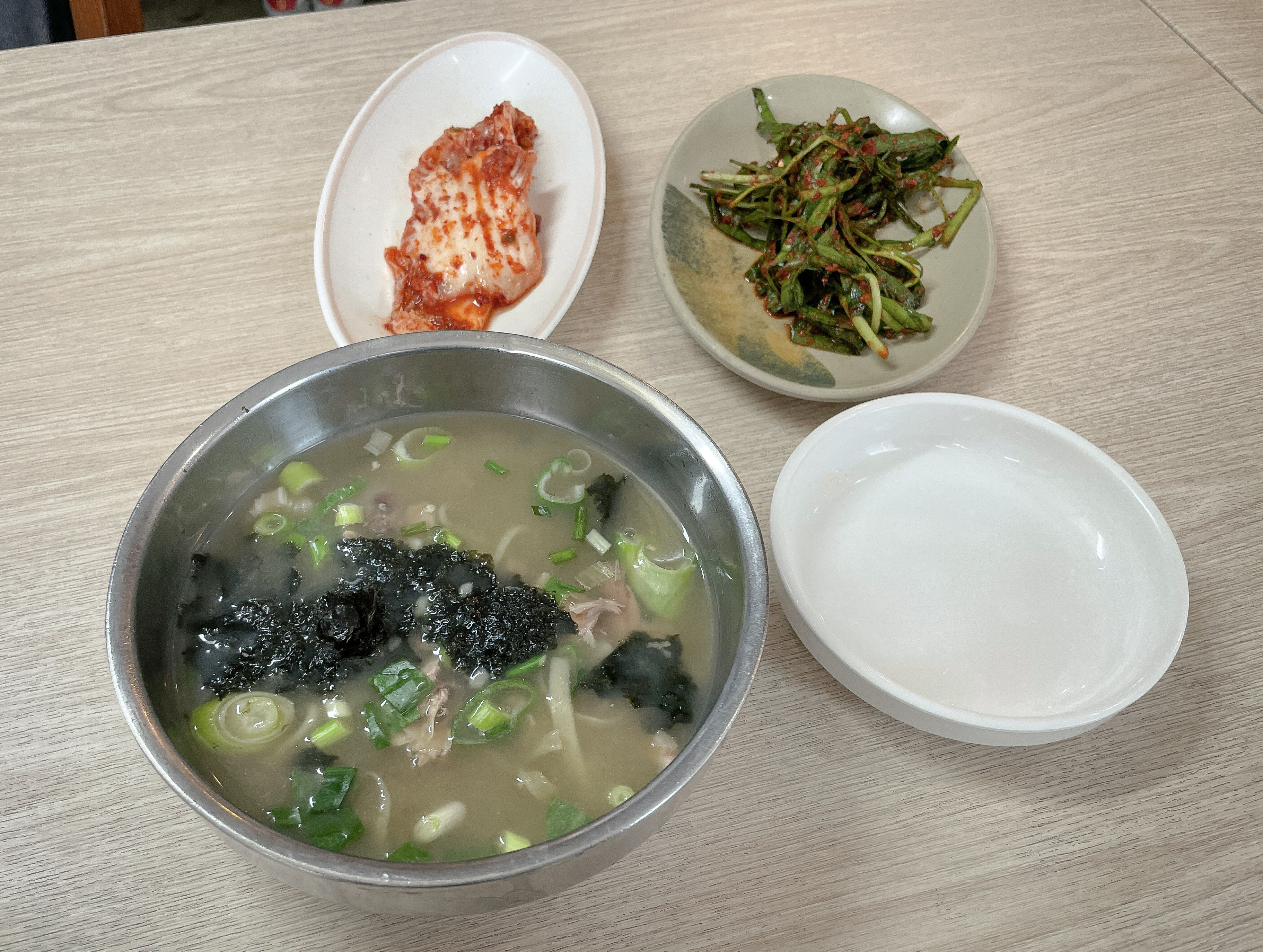 야콘냉면칼국수 이미지