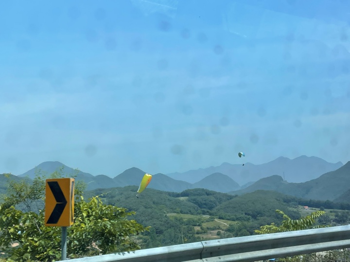 패러글라이딩 아래서 본 모습