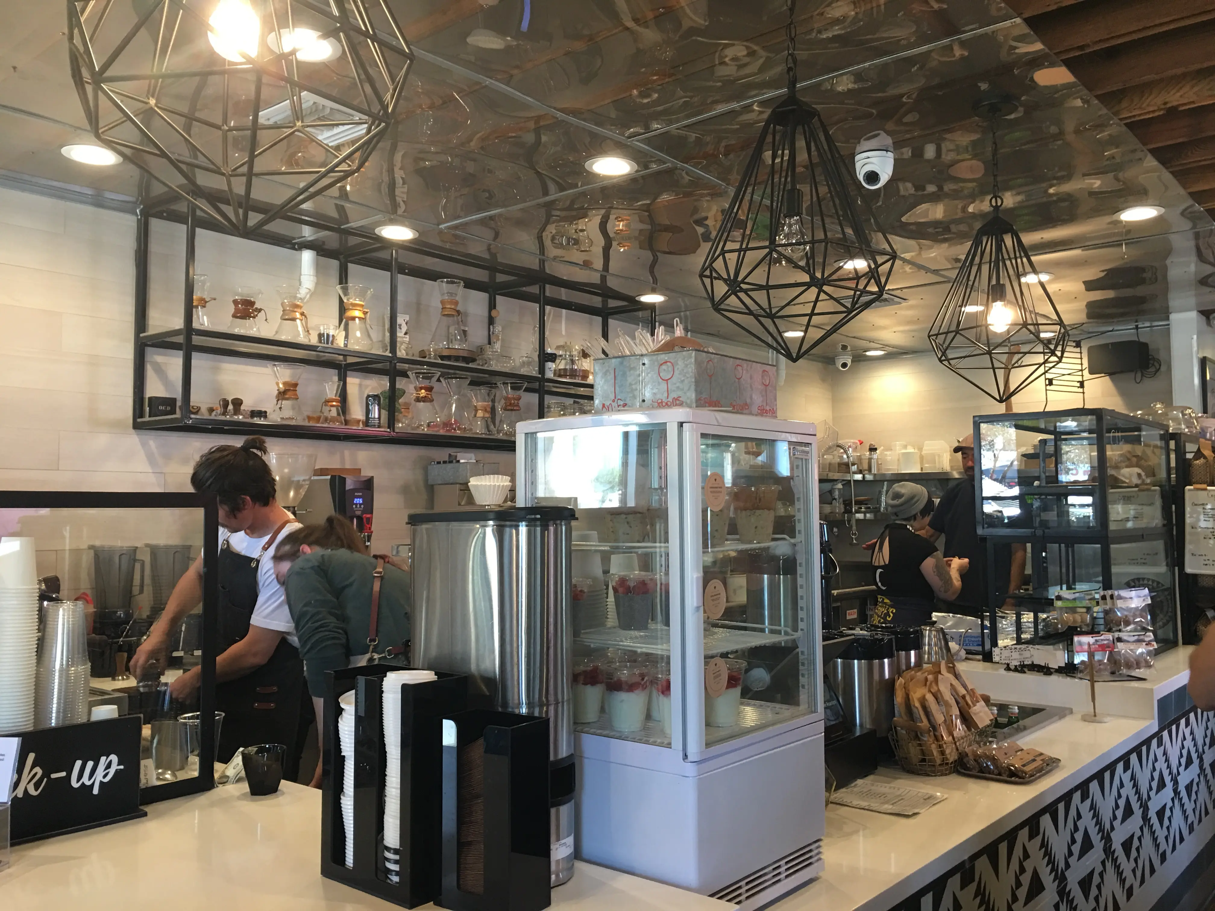 앨러나스 커피 로스터즈(Alana's Coffee Roasters) 계산대