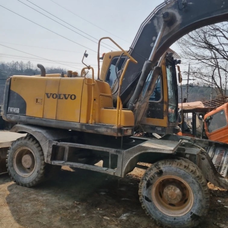  볼보 EW145B 2014년식 4500만원 판매합니다.