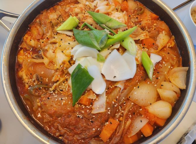 맛있는-묵은지-닭볶음탕-만들기-레시피-완성