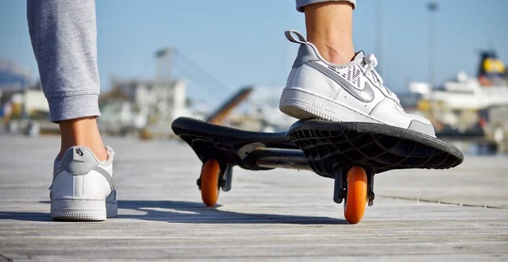 스케이트-타는-발-모습