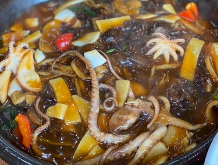 충청남도 천안시 서북구 두정동 해물쟁반짜장 중국냉면 맛집 수타홍짬뽕