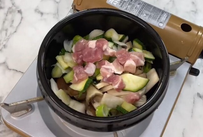  고추장찌개 돼지고기 맛있게 구수하게 칼칼하게 기대했는데...