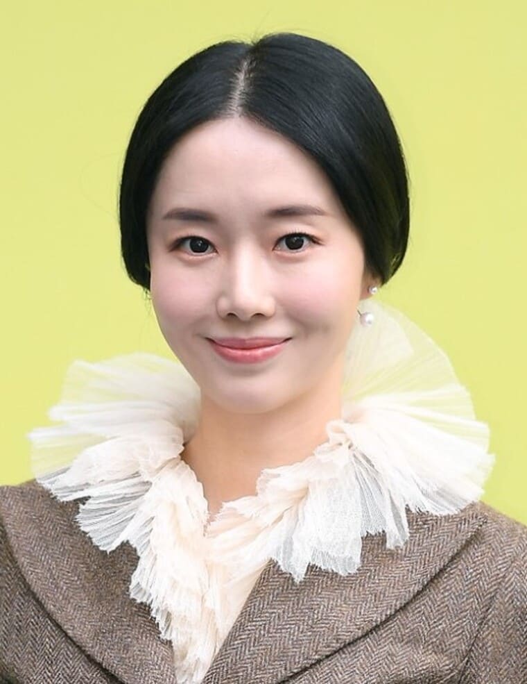 가수-겸-배우-이정현
