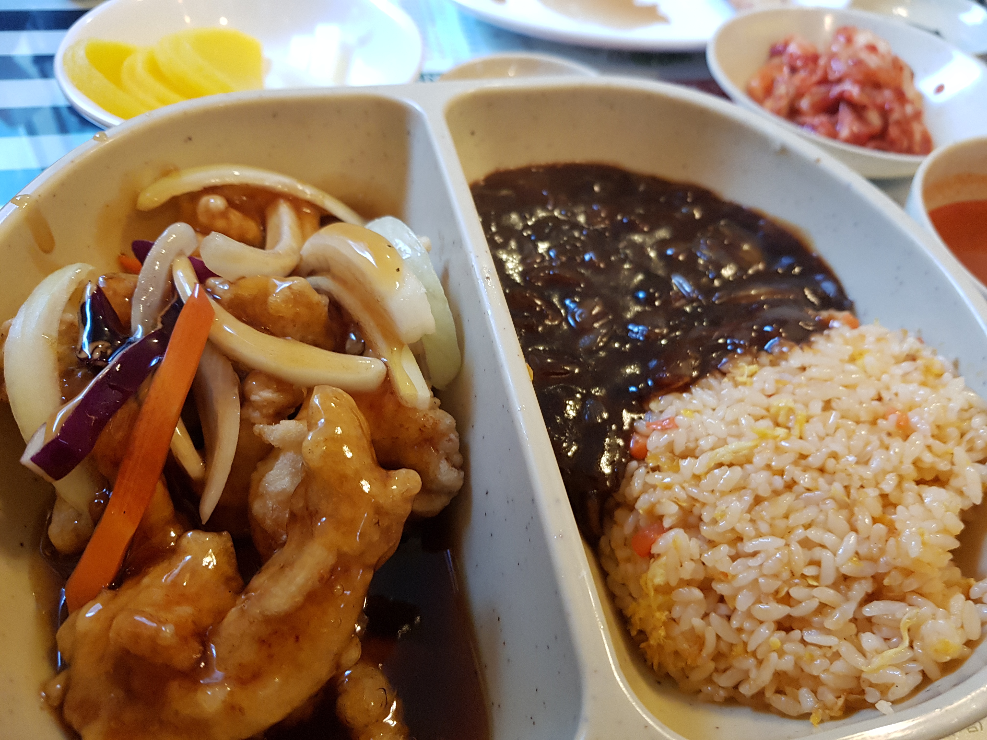  보라매역 인근 중국집 추천, 다양한 메뉴를 맛볼수있는 양자강