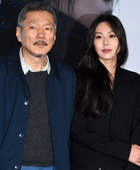 김민희홍상수공식성상사진