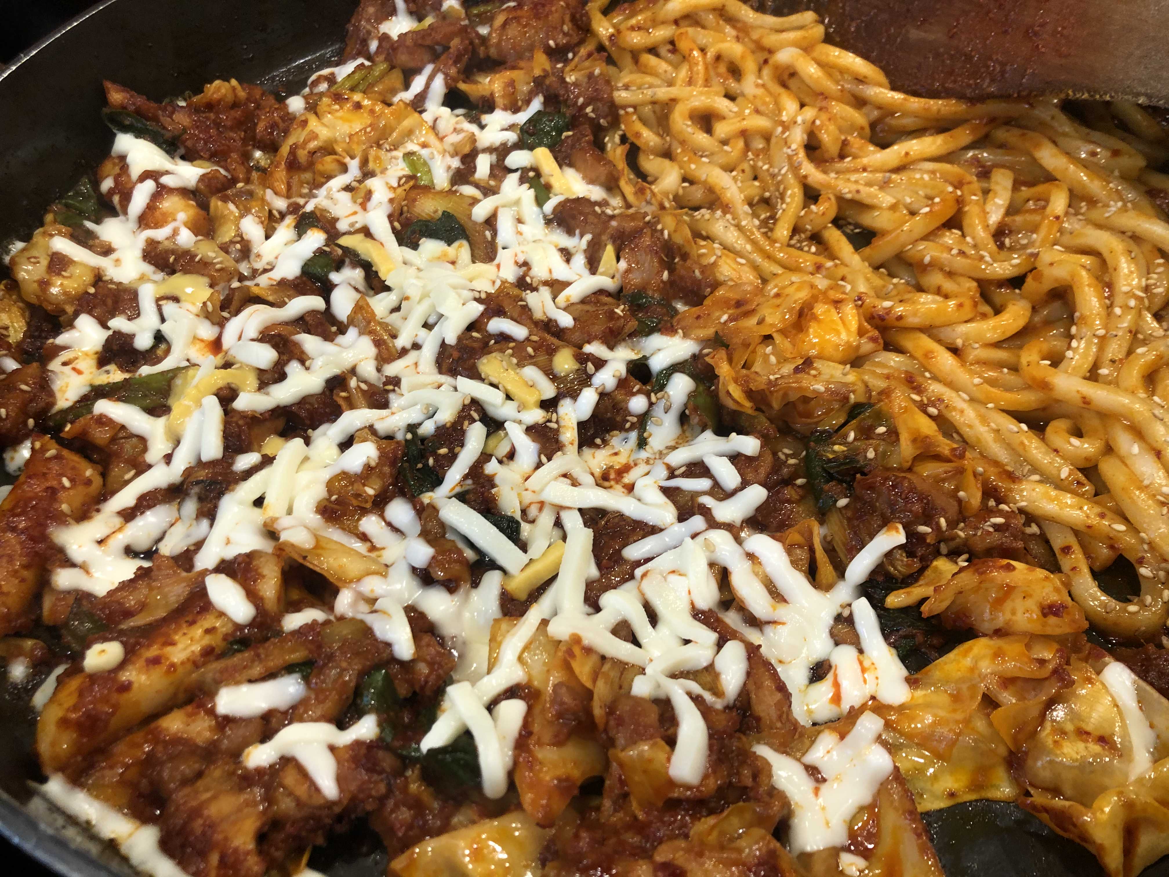유가네닭갈비 이미지