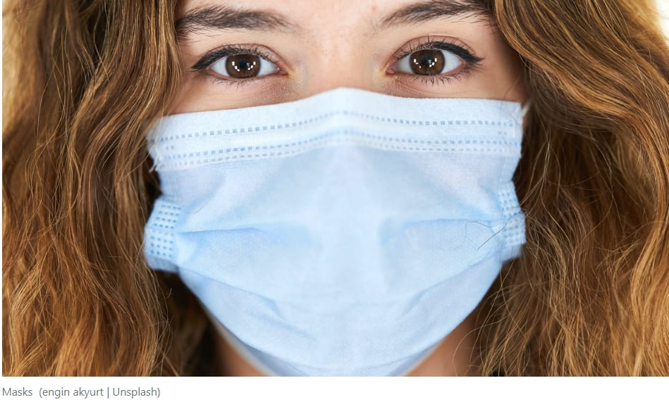  마스크 쓰는게 더 매력적이라고?  Face masks ‘make wearers look more attractive’, study suggests
