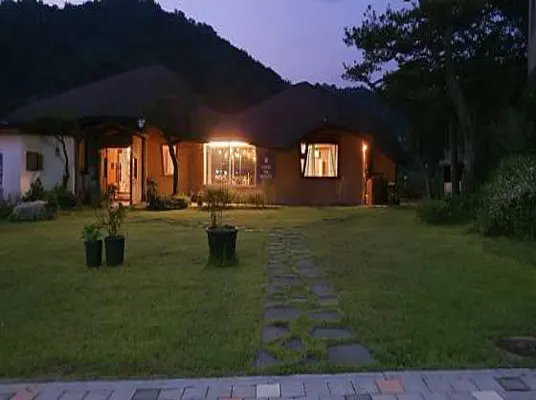 노란