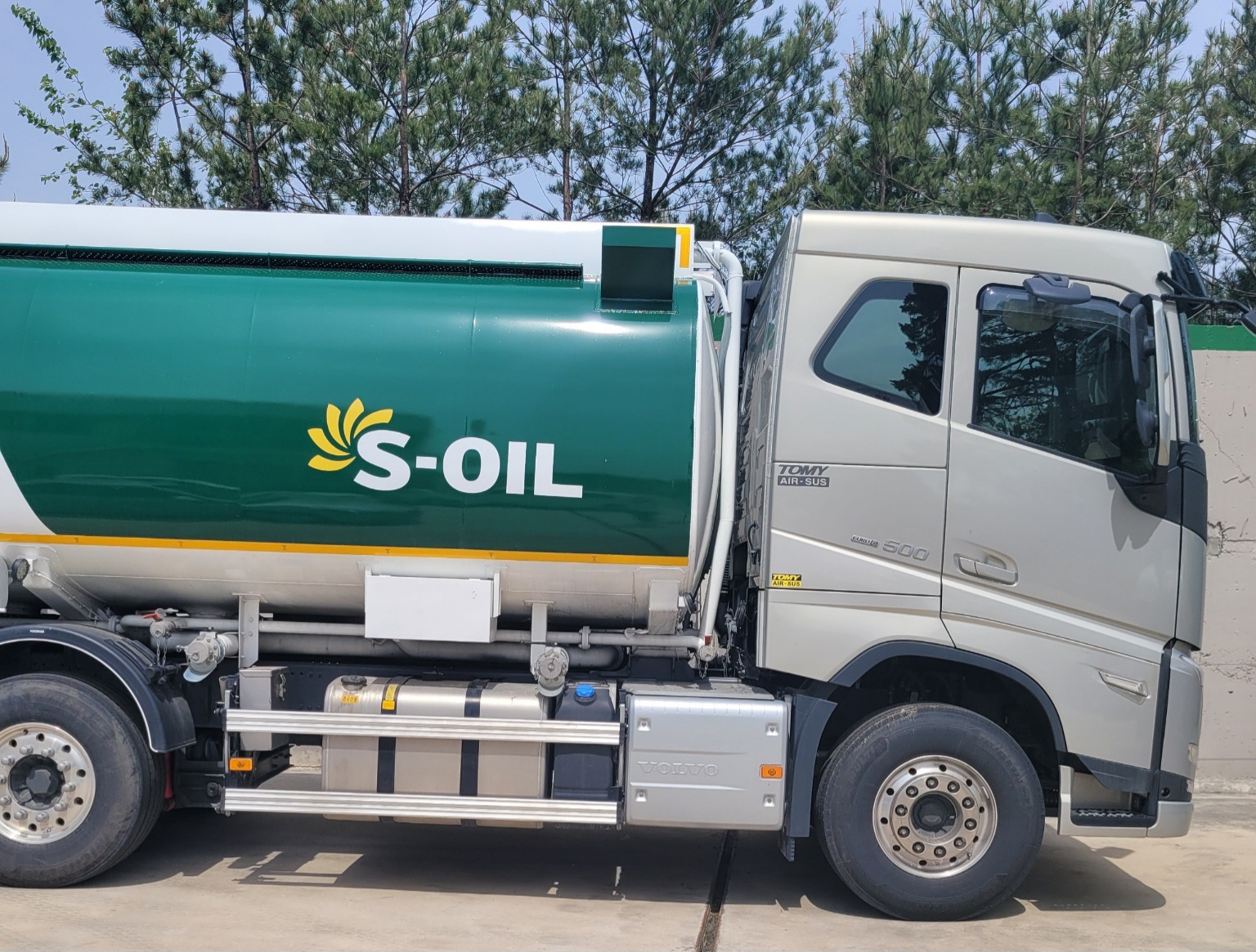  볼보FH500 경질유탱크로리 30000L 탱크로리2022.1113,000km신차급 급매물특트럭www.specialtruck.co.