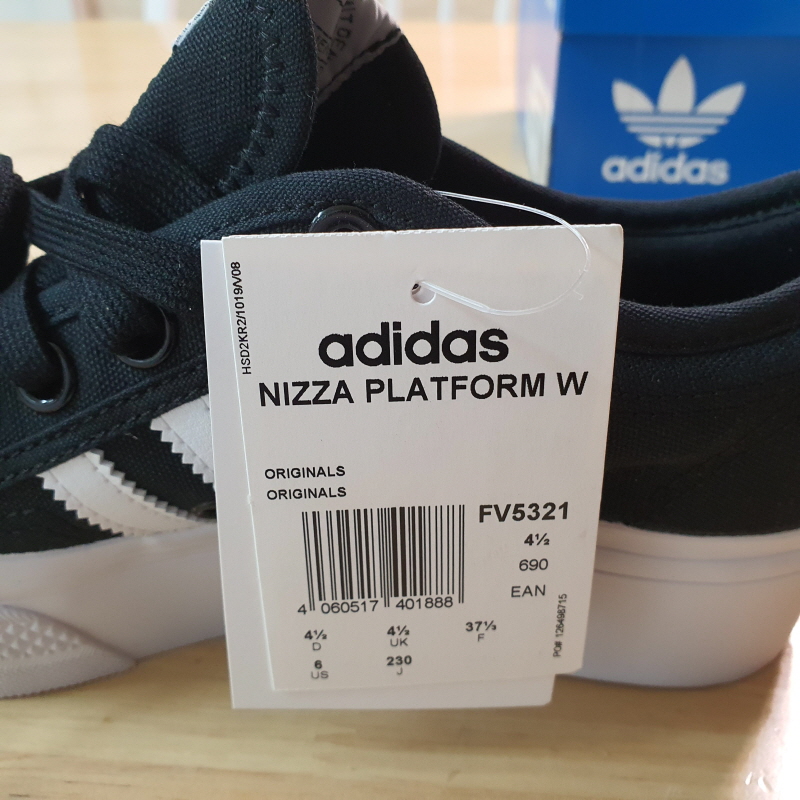 adidas nizza platform w