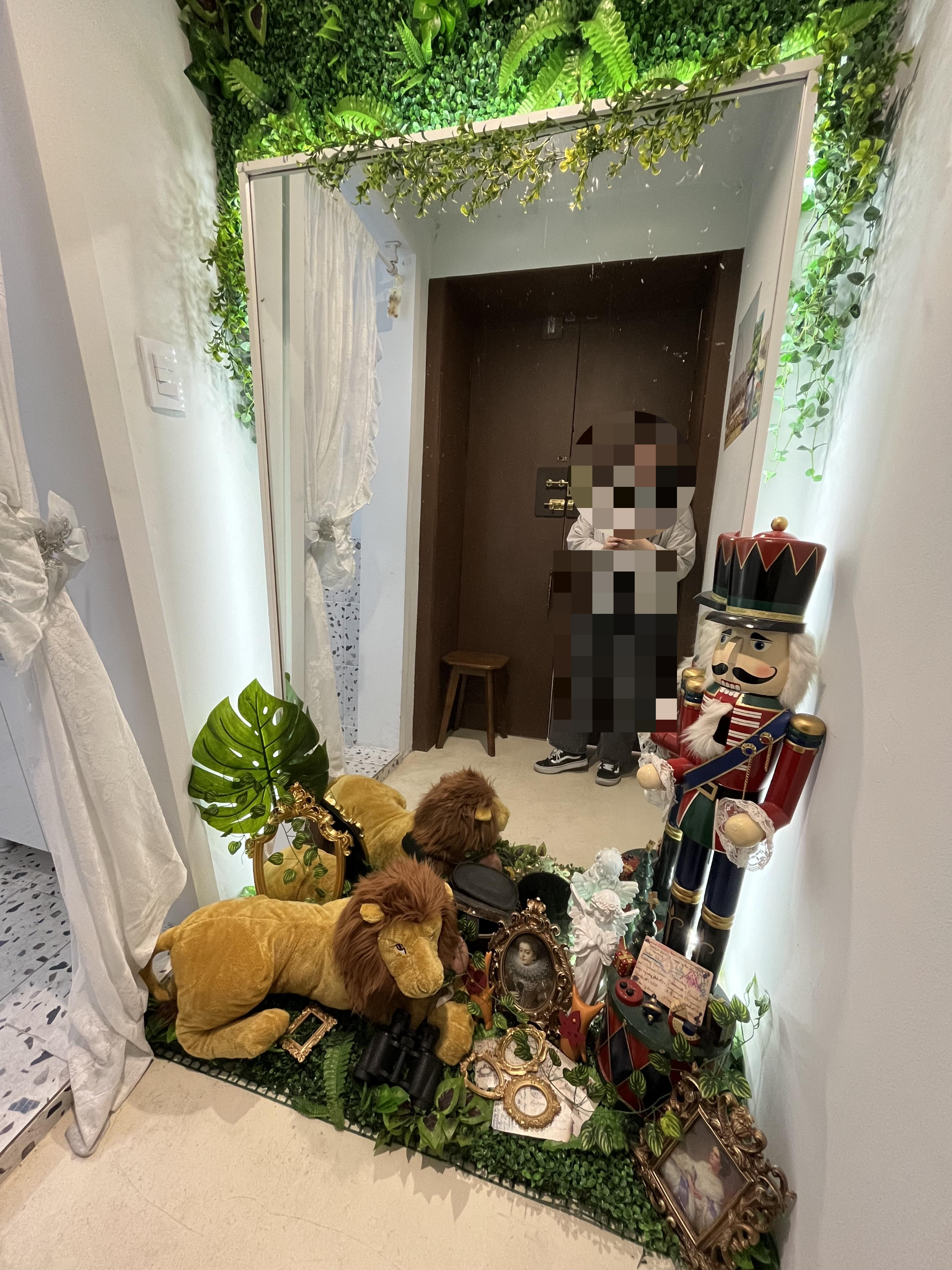 대전 반석 카페 소로소로 화장실 내부 인테리어 사진