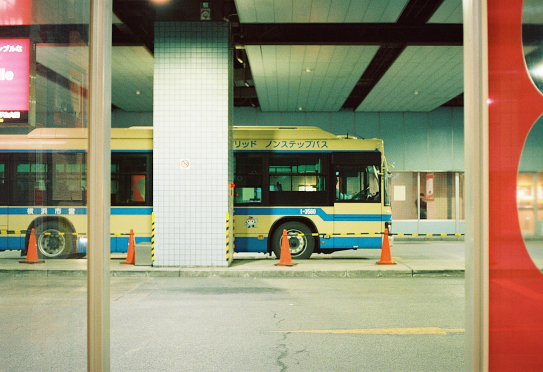 Airport bus