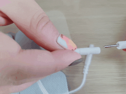 PMA-700 가정용 물리치료기 웰메딕 명절선물 저주파치료기 부모님선물 izen 45