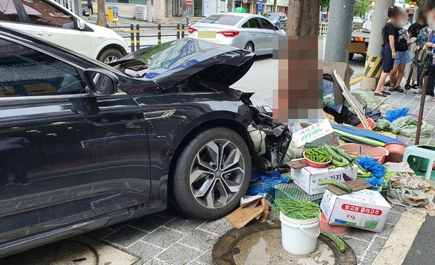  광주 북구 오치동 40대 여성 음주운전 승용차량에 치여 전남 보성 태생 70대 노점상 노인 사망