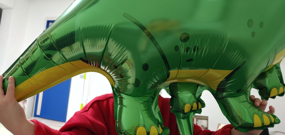 선물 받은 현서의 표정 청주 이벤트 풍선 뜻밖의 16