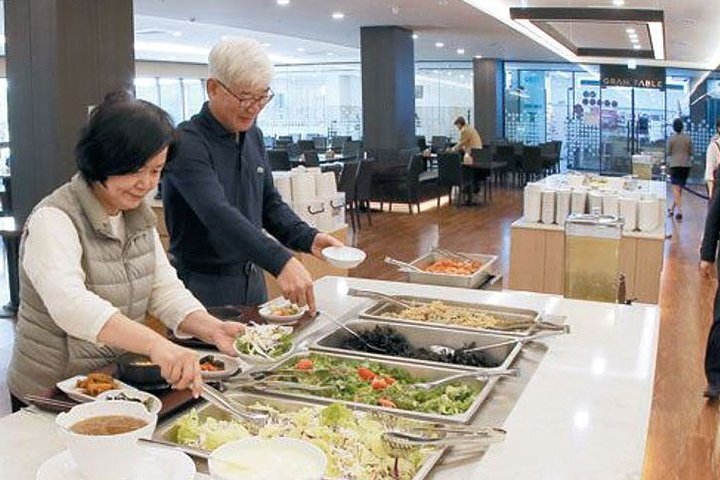 "돈 많아도 줄서서 들어가야 한다고..." 이영자가 은퇴하고 입주하려고 미리 예약걸었다는 최고급 럭셔리 실버타운 월세 수준