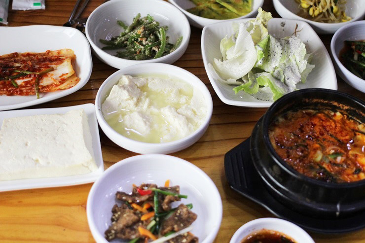  생생정보 정성으로 직접 만드는 경북 상주 속리산 산행 후 추천 두부 한상 맛집