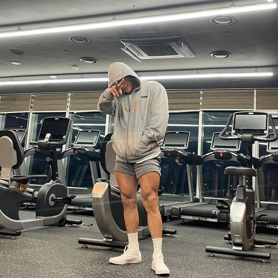  원호 인스타그램 업데이트.jpg (후방주의)