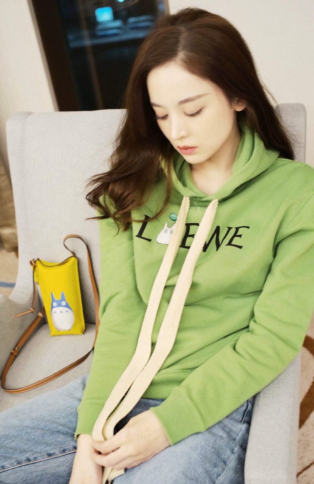  [LOEWE x MY NEIGHBOR TOTORO] 로에베 X 나의 이웃집 토토로 에디션 스웨트 셔츠 후드 티셔츠 (4 COLOR)