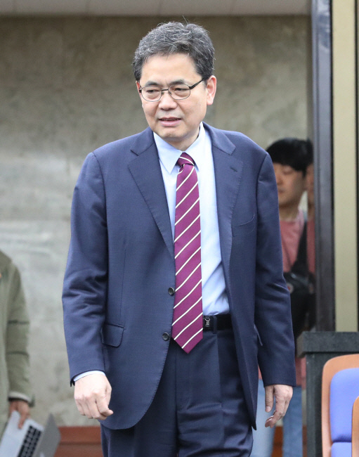 곽상도 의원 국회의원 프로필 이력 나이 재산 아들 퇴직금 논란 고향 학력