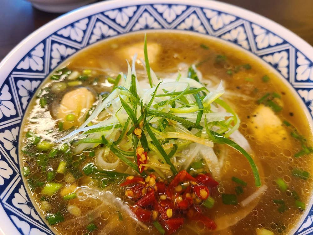  현지 분위기 흠뻑 베트남 쌀국수 맛집 경북도청 까몬 안동점