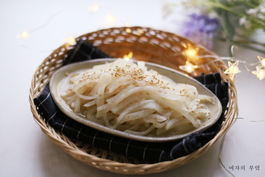 법 제철 무요리 반찬거리 꿀팁 무나물볶음 아기 무나물 만드는 13