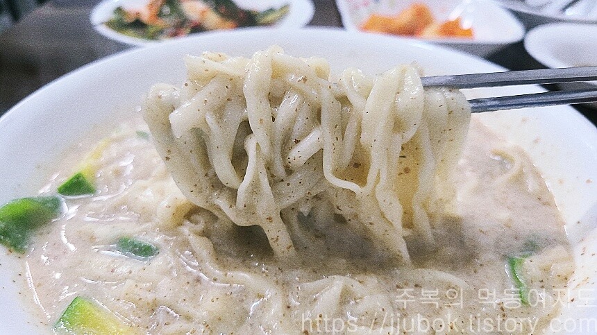 연수칼국수-들깨칼국수-맛