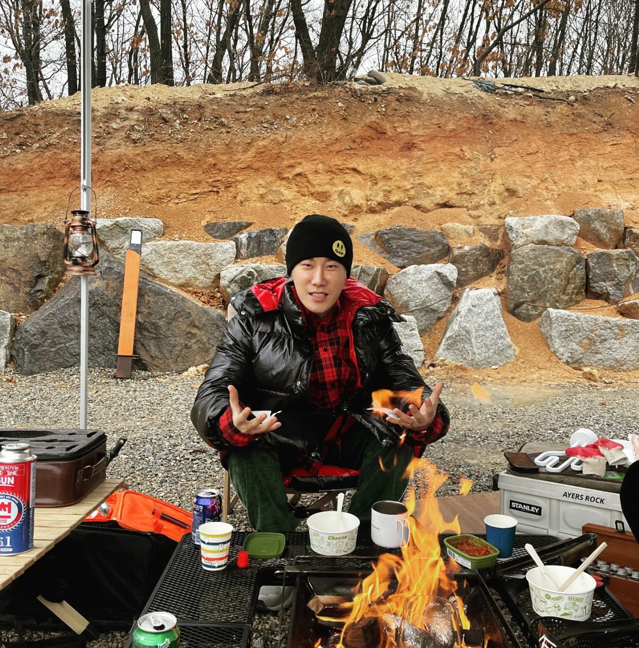 캠핑하는 산이 (산이 인스타그램)