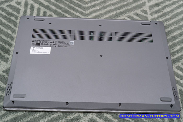 레노버 17ARE05 바닥판