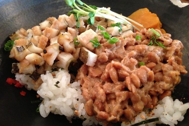 낫또-해물-비빔밥-사진