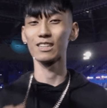 플리키뱅 나이