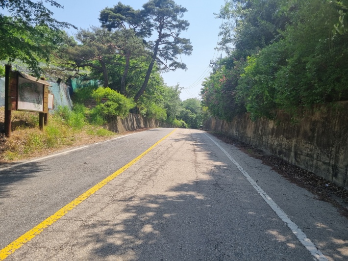 금돌고개