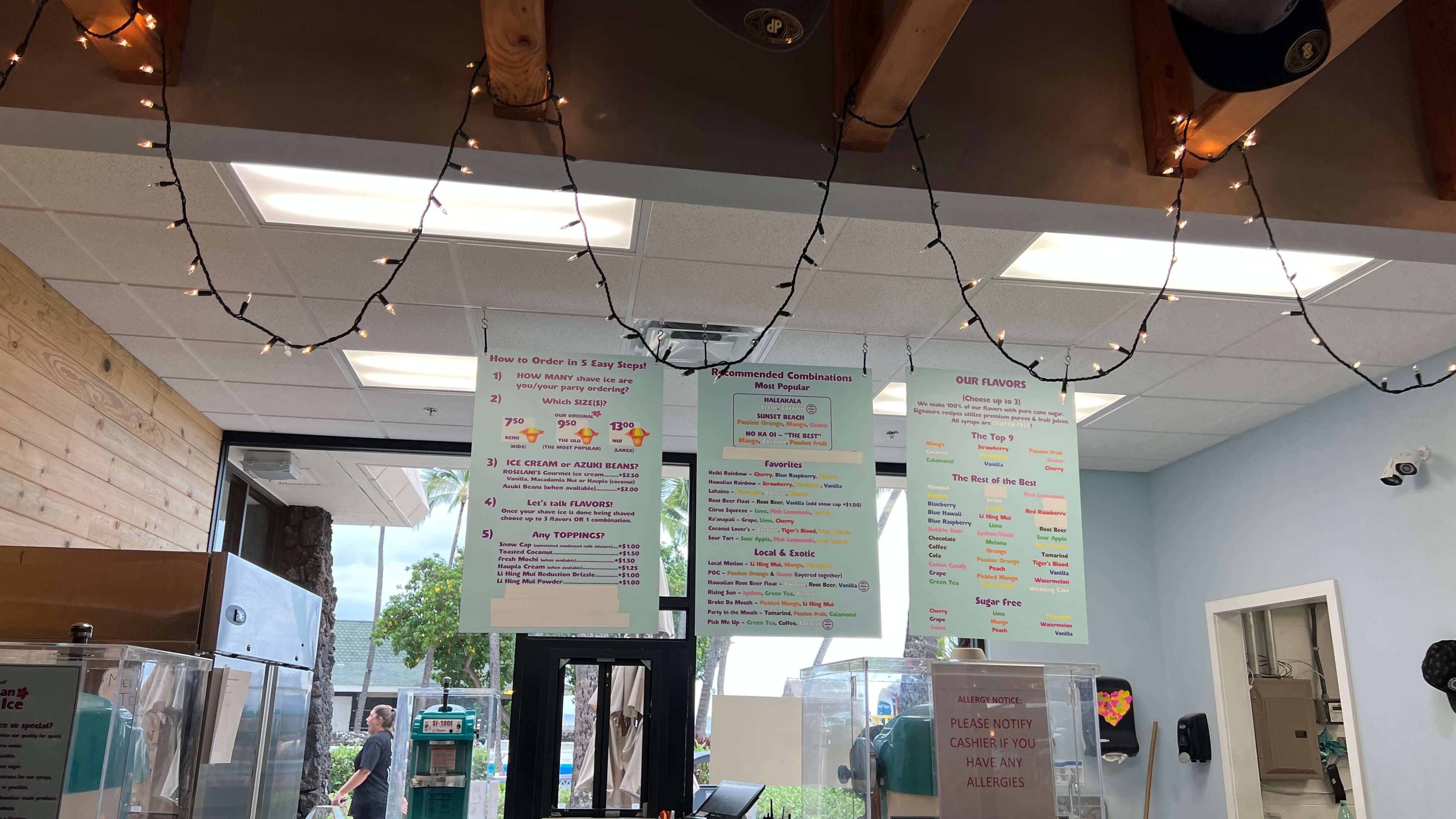 Ululani‘s Hawaiian Shave Ice