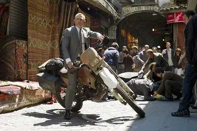 다니엘 크레이그(Daniel Craig)&#44; 하비에르 바르뎀(Javier Bardem) 주연&#44; 샘 멘데스(Sam Mendes) 감독 영화 ‘007 스카이폴(Skyfall&#44; 2012)’