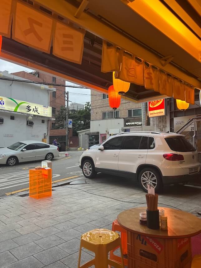 미스터교자 내부